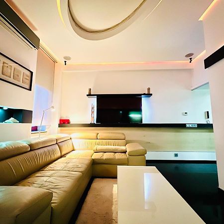 Small Home Budapest Lonyay المظهر الخارجي الصورة