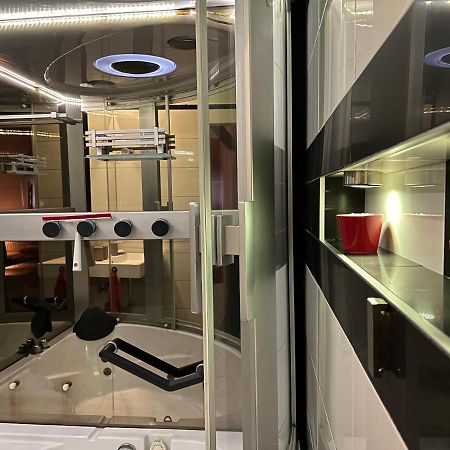 Small Home Budapest Lonyay المظهر الخارجي الصورة